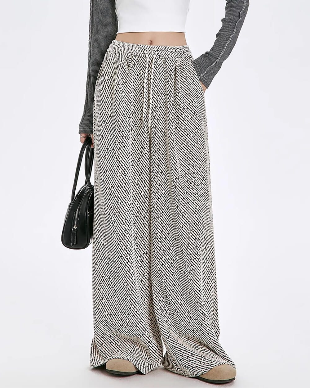 Less Conversation Wide-Leg Pants