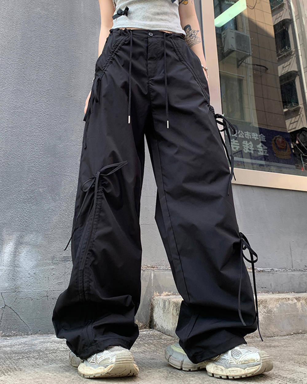 Soft Girl Bows Wide-Leg Cargo Pants