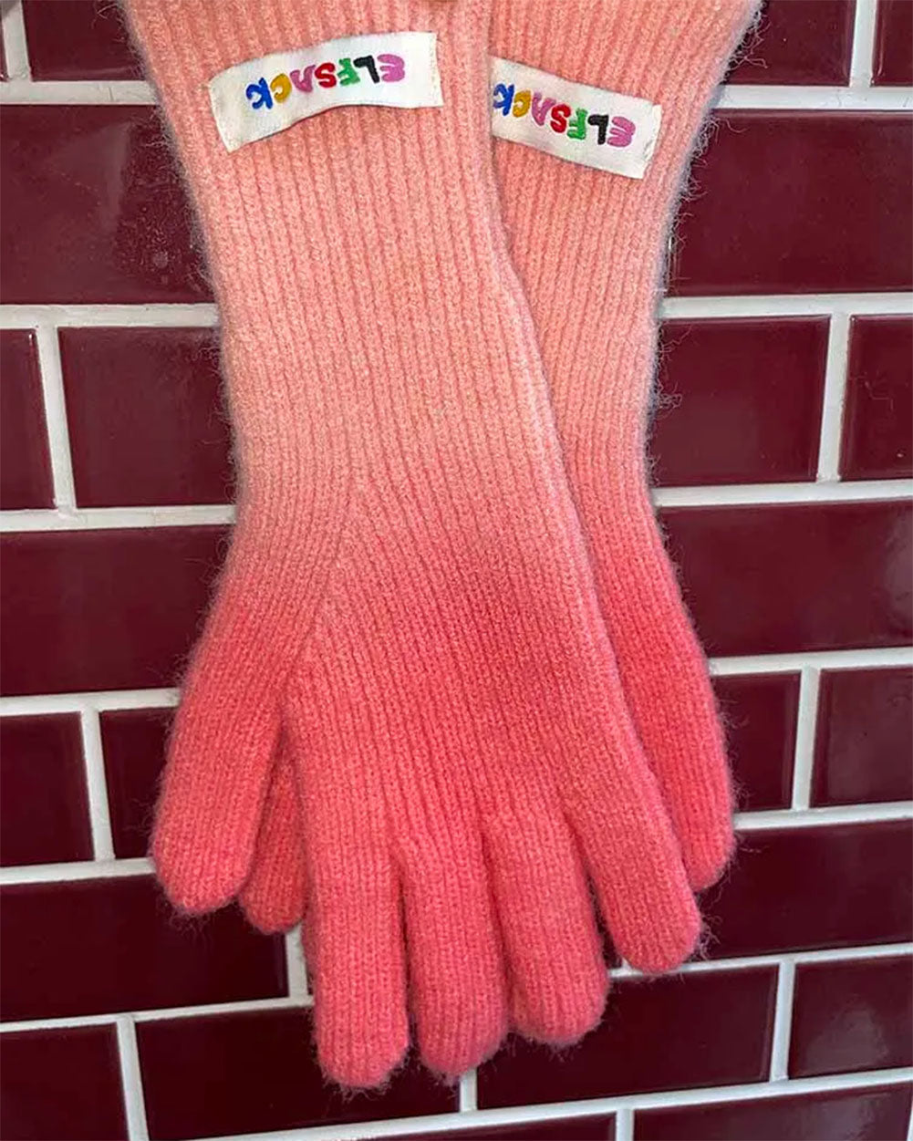 Gradient Ribbed Gloves